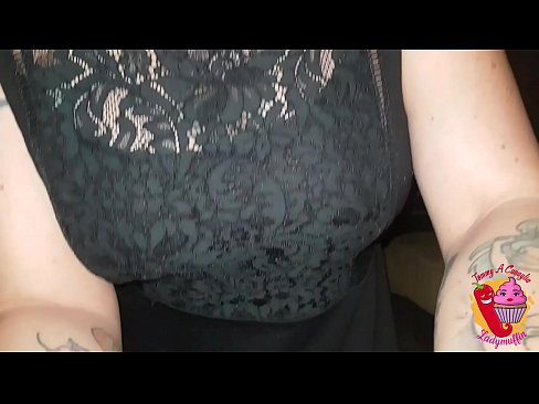 ❤️ Uma meia-irmã ordinária dá-lhe um broche e espanhol Porno duro em nós